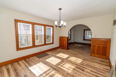 Tiny photo for 1610 Lane Avenue, Elkhart, IN 46516 (MLS # 202607682)