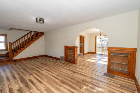 Tiny photo for 1610 Lane Avenue, Elkhart, IN 46516 (MLS # 202607682)