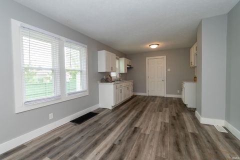 Tiny photo for 2416 Morton Avenue, Elkhart, IN 46517 (MLS # 202618692)