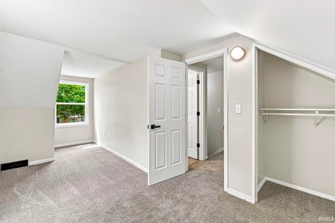 Tiny photo for 554 Ivy Court, Nappanee, IN 46550 (MLS # 202635093)