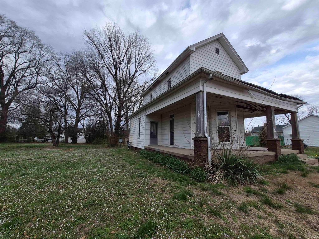 Photo of 610 W State Street, Princeton, IN 47670 (MLS # 202608350)