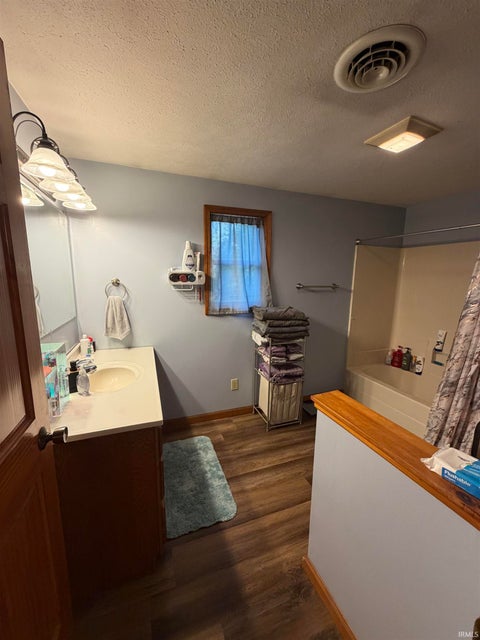 Tiny photo for 124 6Th Street, Covington, IN 47932 (MLS # 202615606)