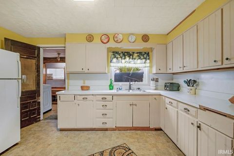 Tiny photo for 739 S JAY Street, Kokomo, IN 46901 (MLS # 202613685)