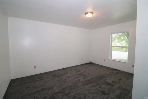 Tiny photo for 314 E Water Street, Hartford City, IN 47348 (MLS # 202634545)