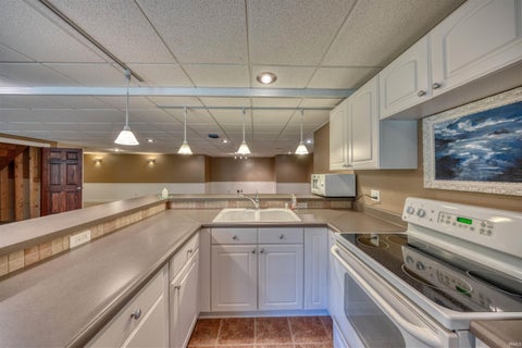 Tiny photo for 4284 E State Road 264 Road, Ferdinand, IN 47532 (MLS # 202642107)