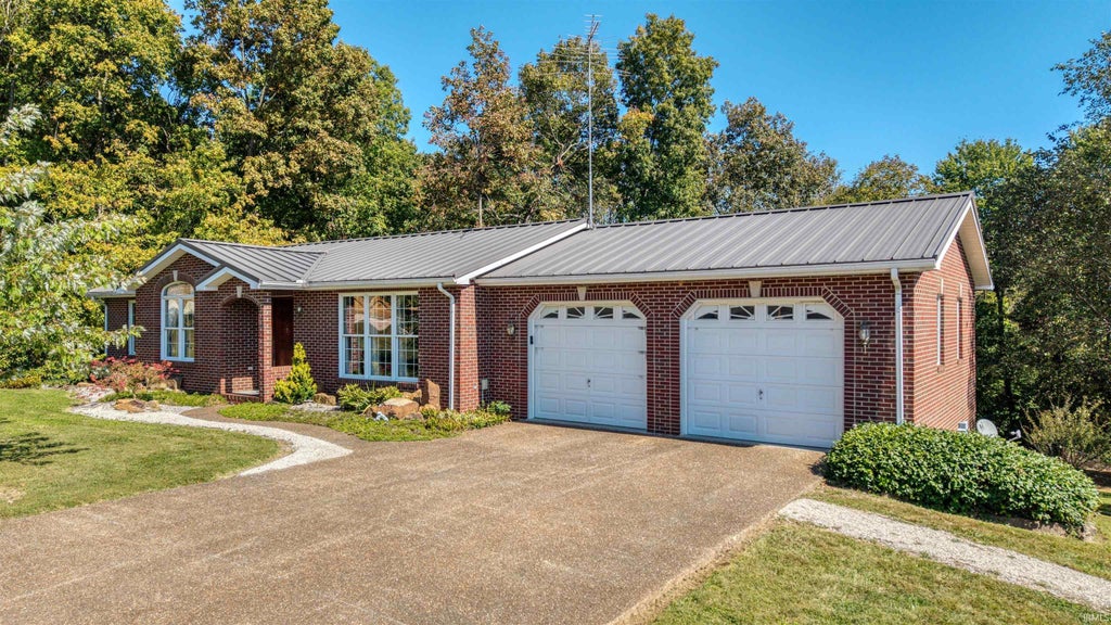 Photo of 4284 E State Road 264 Road, Ferdinand, IN 47532 (MLS # 202642107)