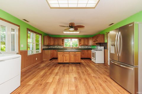 Tiny photo for 1055 E 300 N Road, New Castle, IN 47362 (MLS # 202625504)