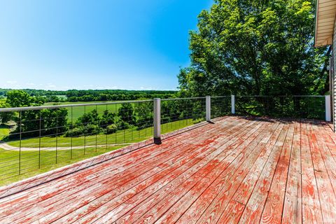 Tiny photo for 1055 E 300 N Road, New Castle, IN 47362 (MLS # 202625504)