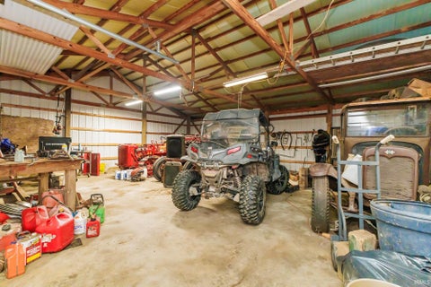 Tiny photo for 1055 E 300 N Road, New Castle, IN 47362 (MLS # 202625504)