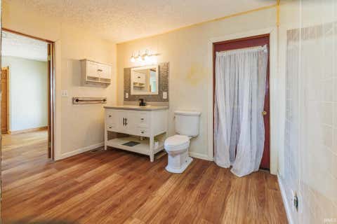 Tiny photo for 1055 E 300 N Road, New Castle, IN 47362 (MLS # 202625504)