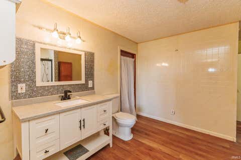 Tiny photo for 1055 E 300 N Road, New Castle, IN 47362 (MLS # 202625504)