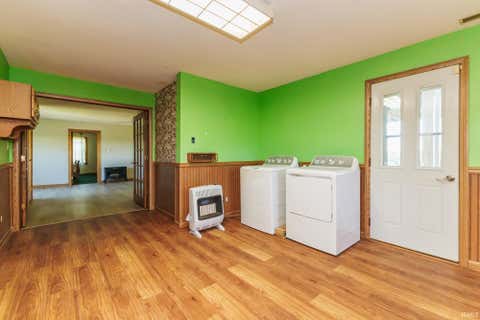 Tiny photo for 1055 E 300 N Road, New Castle, IN 47362 (MLS # 202625504)