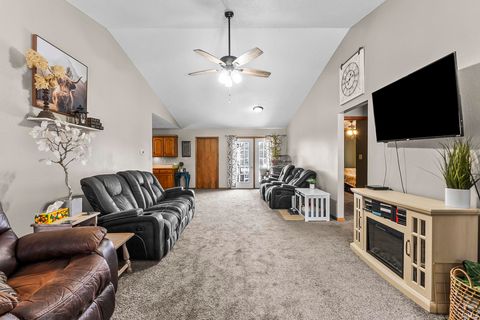 Tiny photo for 215 S Easterday Drive, Shipshewana, IN 46565 (MLS # 202604593)