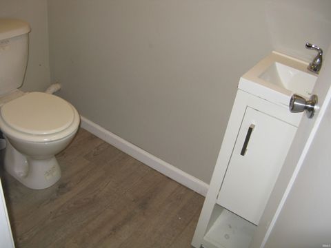 Tiny photo for 3530 Oliver Street, Fort Wayne, IN 46806 (MLS # 202612535)