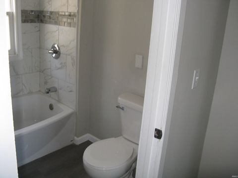 Tiny photo for 3530 Oliver Street, Fort Wayne, IN 46806 (MLS # 202612535)