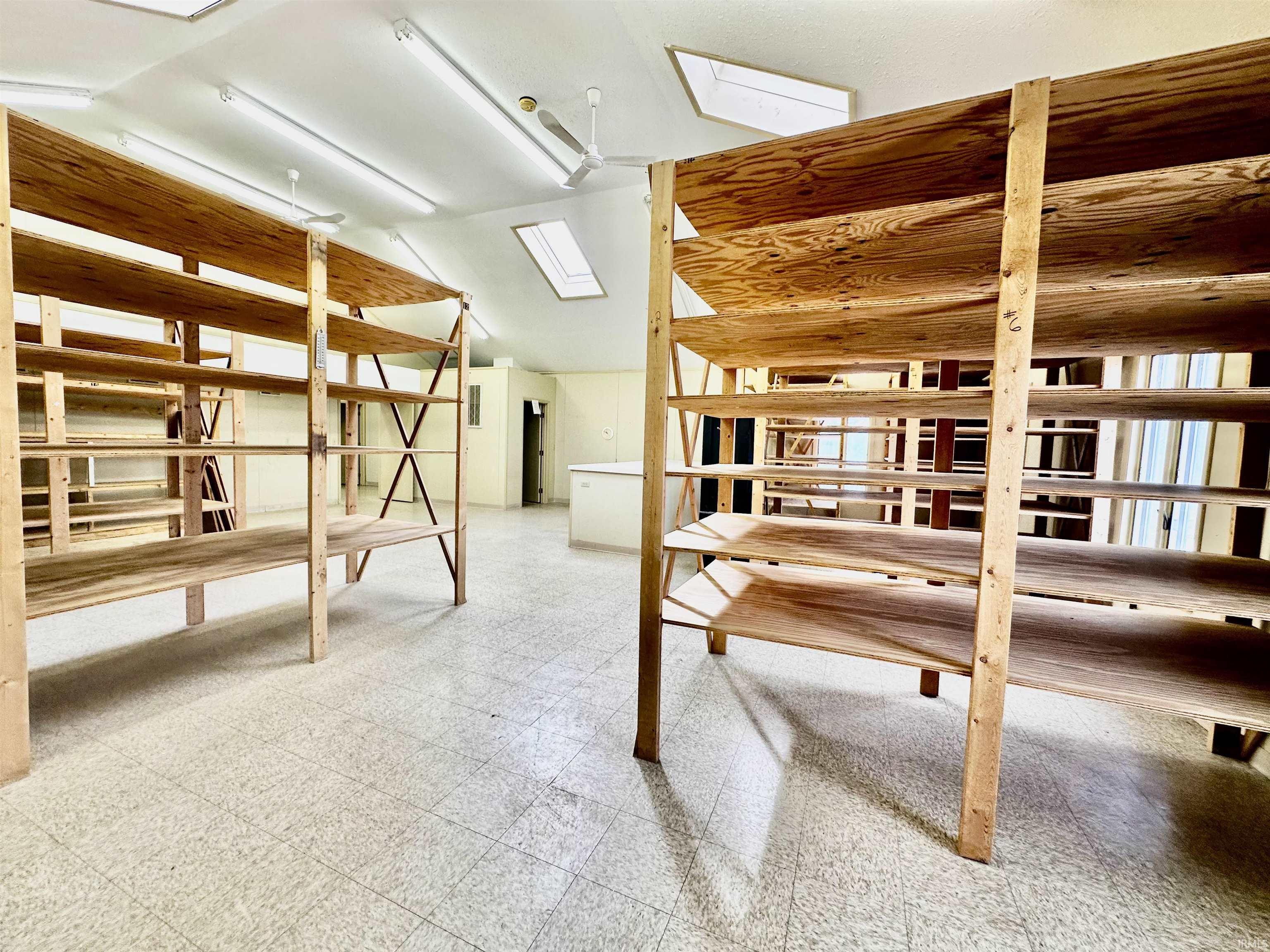 Elkhart, Indiana 46514, United States, ,Commercial,Active,59166