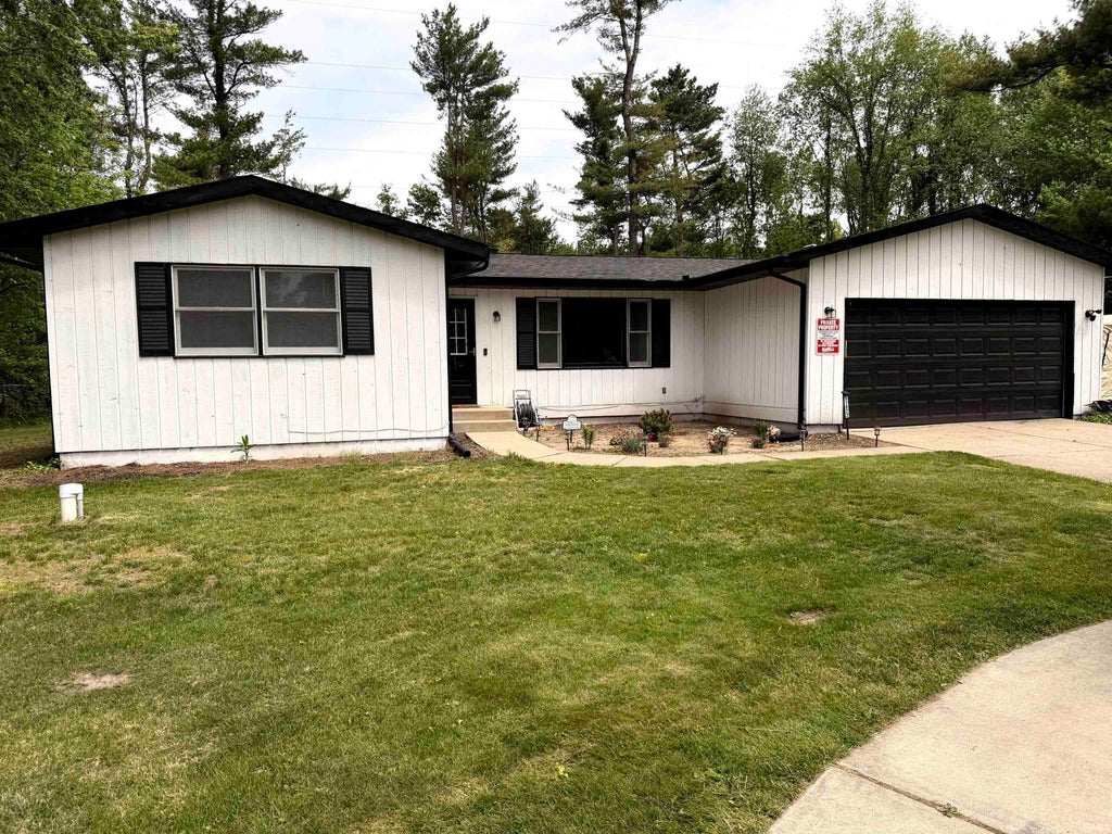 Photo of 51822 Currant Road, Granger, IN 46530 (MLS # 202626626)