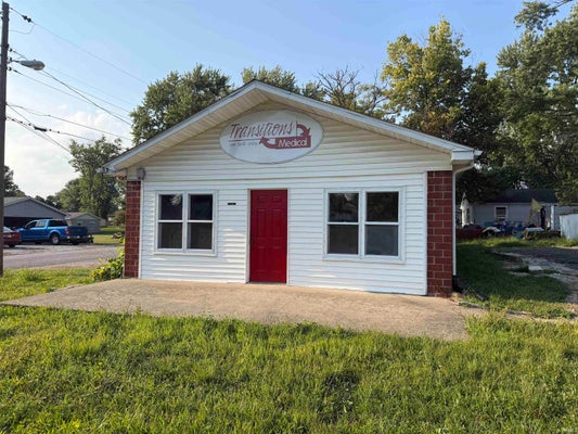 2119 29TH ST, BEDFORD, IN 47421 - Image 957cfb53c8a7f389b283c3f39aa7afcb/2863670556