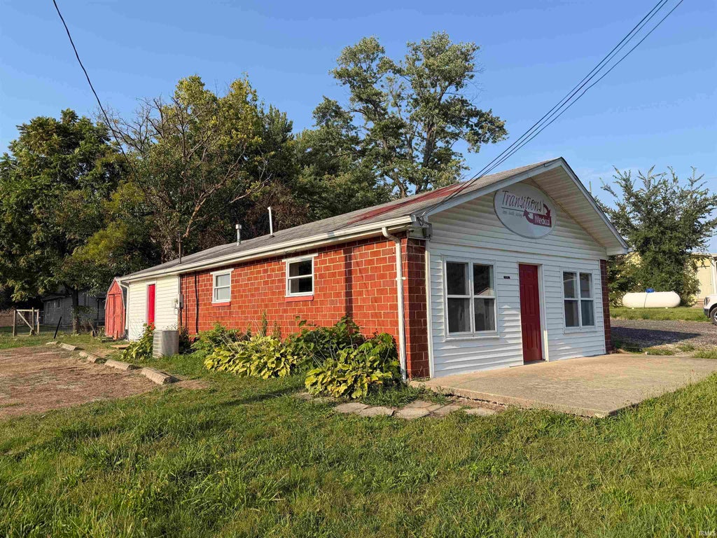 Photo of 2119 29Th Street, Bedford, IN 47421 (MLS # 202639692)
