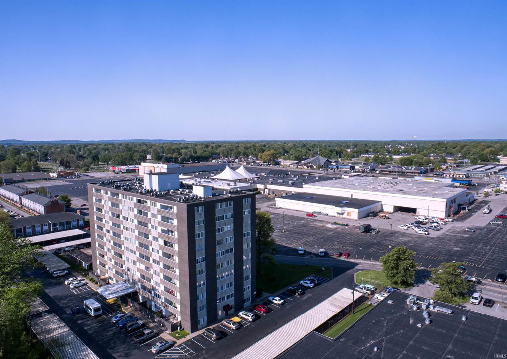 Photo of 1100 Erie Avenue #707, Evansville, IN 47715 (MLS # 202544106)