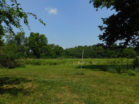 Tiny photo for 1502 W Blaire Pike Rd, Peru, IN 46970 (MLS # 202526479)