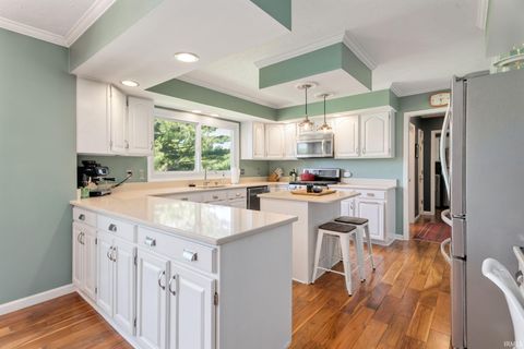 Tiny photo for 15609 Fieldcrest Court, Granger, IN 46530 (MLS # 202618599)