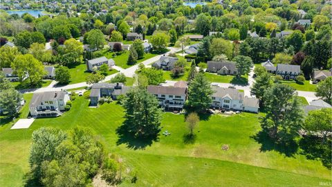Tiny photo for 15609 Fieldcrest Court, Granger, IN 46530 (MLS # 202618599)
