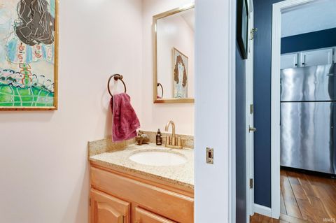 Tiny photo for 15609 Fieldcrest Court, Granger, IN 46530 (MLS # 202618599)