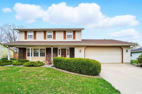 613 W Columbia Parkway, Columbia City, IN 46725 - #: 202512258