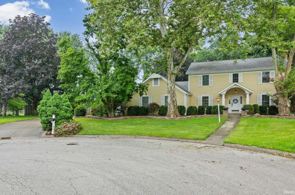 Photo of 966 S Southernview Drive, Lafayette, IN 47909 (MLS # 202625777)