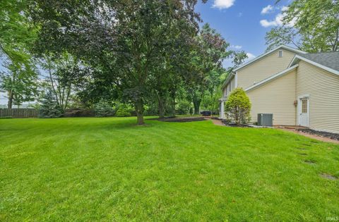 Tiny photo for 966 S Southernview Drive, Lafayette, IN 47909 (MLS # 202625777)