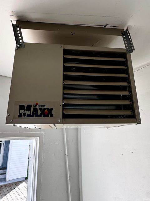 Tiny photo for 2415 N Apperson Way Street, Kokomo, IN 46901 (MLS # 202537796)