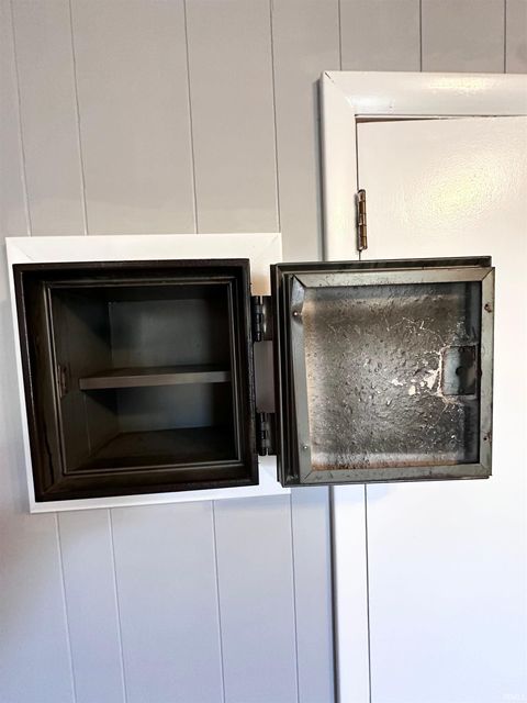 Tiny photo for 2415 N Apperson Way Street, Kokomo, IN 46901 (MLS # 202537796)