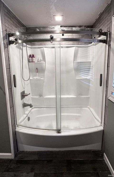 Tiny photo for 2415 N Apperson Way Street, Kokomo, IN 46901 (MLS # 202537796)