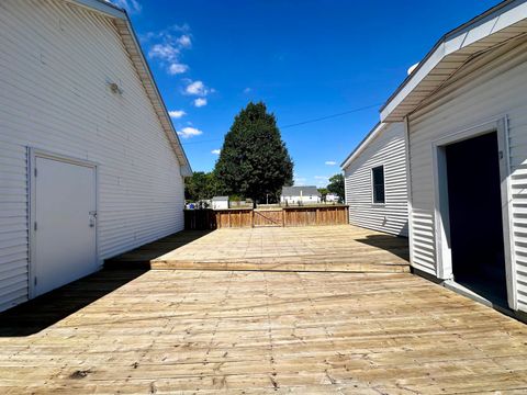 Tiny photo for 2415 N Apperson Way Street, Kokomo, IN 46901 (MLS # 202537796)