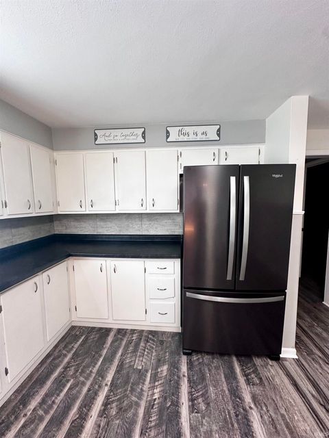 Tiny photo for 2415 N Apperson Way Street, Kokomo, IN 46901 (MLS # 202537796)