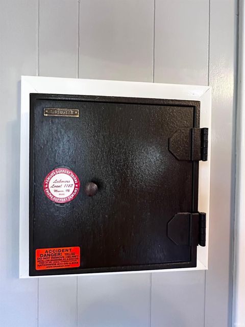 Tiny photo for 2415 N Apperson Way Street, Kokomo, IN 46901 (MLS # 202537796)