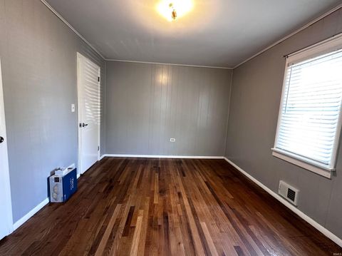 Tiny photo for 2415 N Apperson Way Street, Kokomo, IN 46901 (MLS # 202537796)