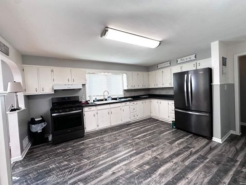 Tiny photo for 2415 N Apperson Way Street, Kokomo, IN 46901 (MLS # 202537796)