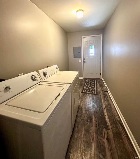 Tiny photo for 2415 N Apperson Way Street, Kokomo, IN 46901 (MLS # 202537796)