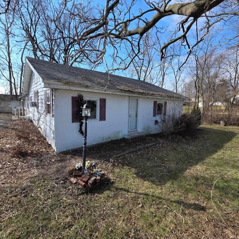 Photo of 958 E Short Street, Winchester, IN 47394 (MLS # 202606117)