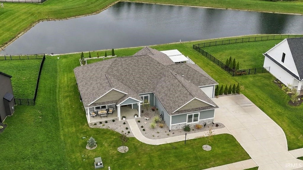 Photo of 636 Sandringham Pass, Fort Wayne, IN 46845 (MLS # 202639484)