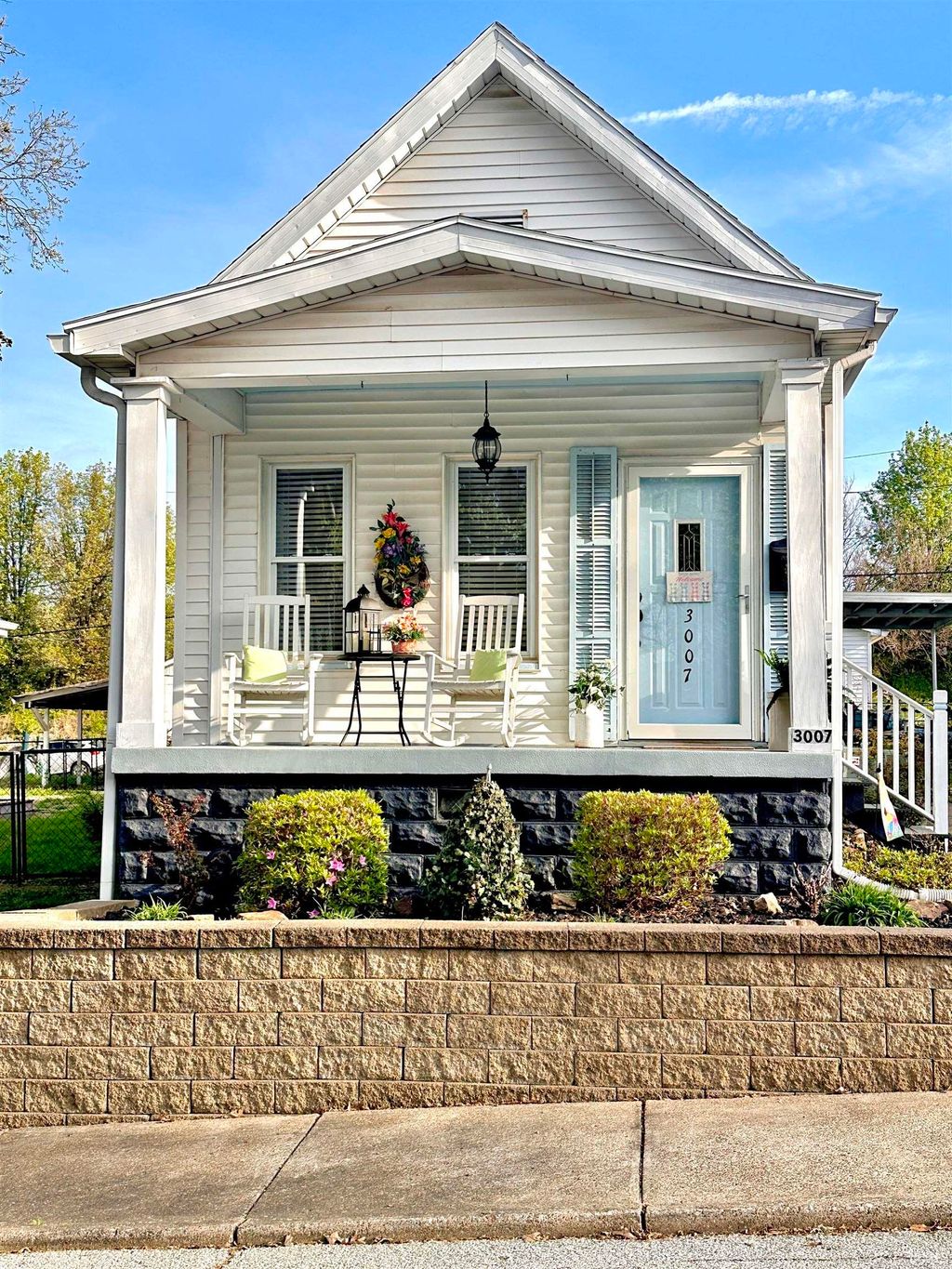 Photo of 3007 Forest Avenue, Evansville, IN 47712 (MLS # 202611088)