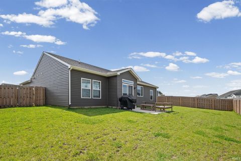 Tiny photo for 198 Wallingford Street, Lafayette, IN 47905 (MLS # 202618393)