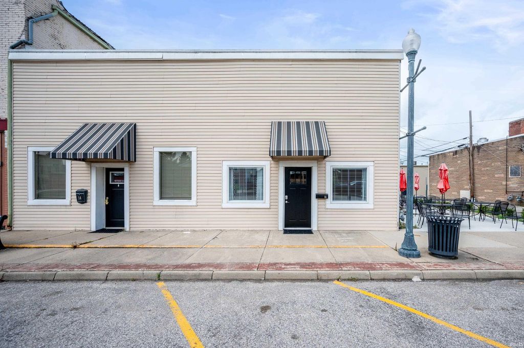 Photo of 16 N Washington Street, Knightstown, IN 46148 (MLS # 202617842)