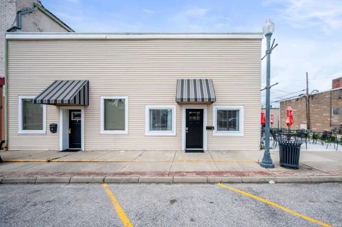 Photo of 16 N Washington Street, Knightstown, IN 46148 (MLS # 202617842)