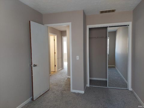 Tiny photo for 205 Lincoln Street, Lafayette, IN 47904 (MLS # 202610884)