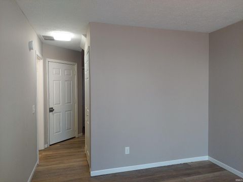 Tiny photo for 205 Lincoln Street, Lafayette, IN 47904 (MLS # 202610884)