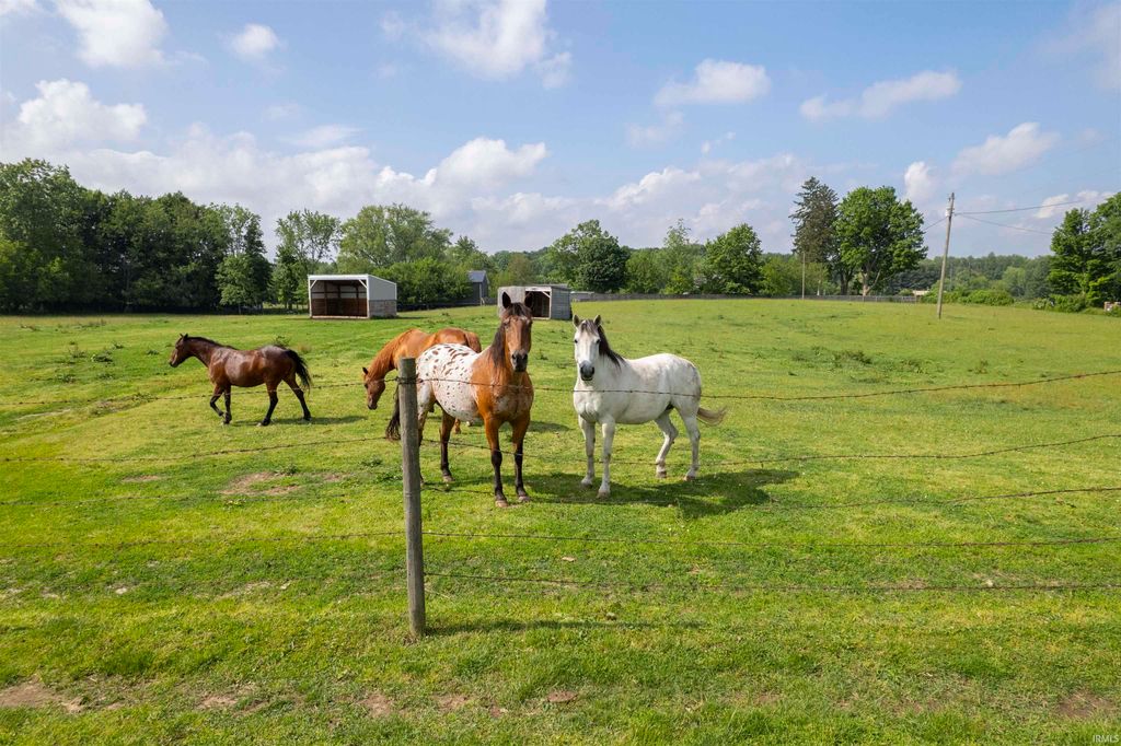 Photo of 63397 Mulberry Road, South Bend, IN 46614 (MLS # 202542962)