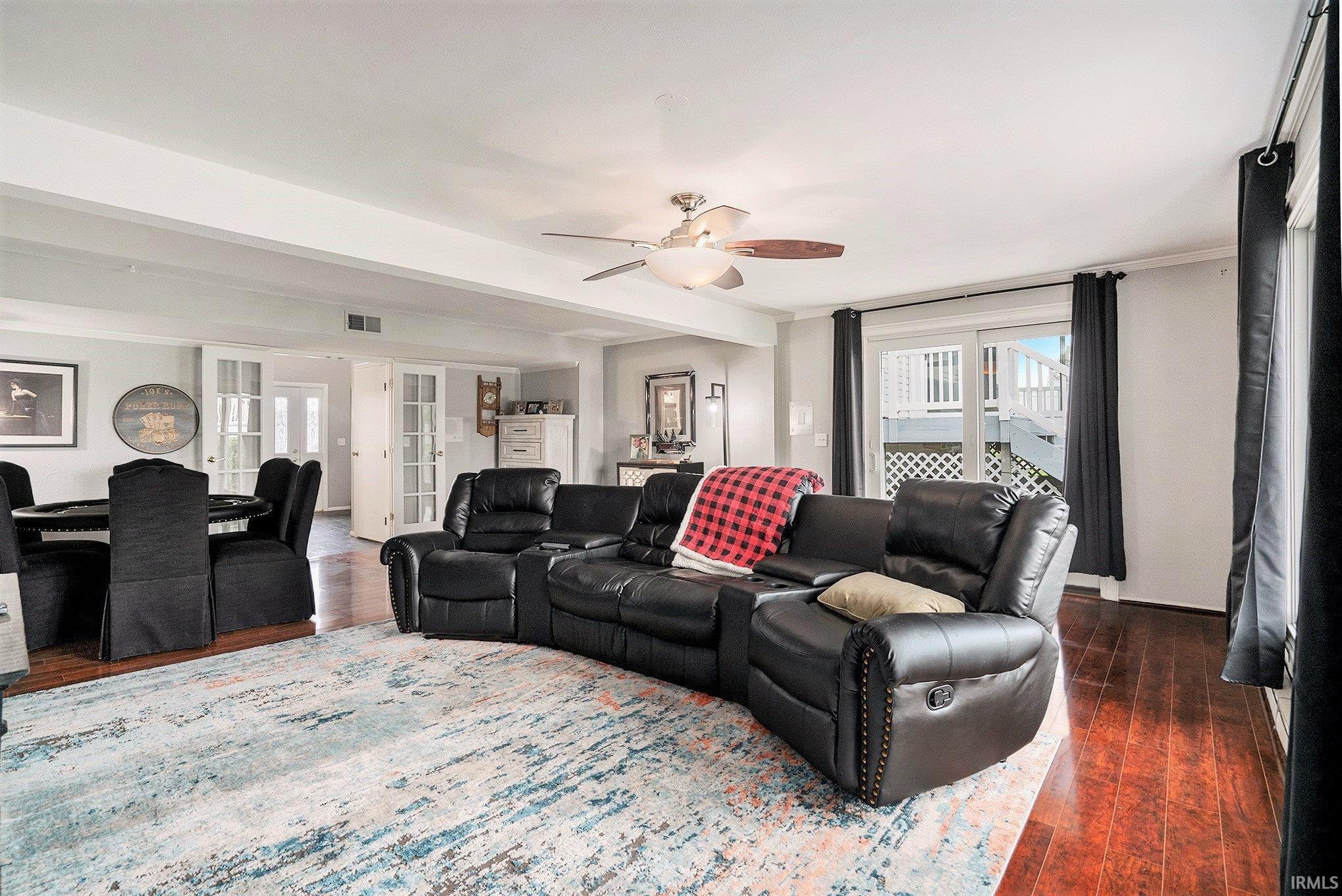 Elkhart, Indiana 46514, United States, 4 Bedrooms Bedrooms, ,3 BathroomsBathrooms,Residential,Active,131308